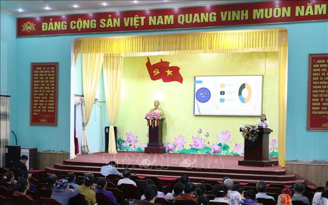   Trang bị 'lá chắn số' cho người dân nông thôn