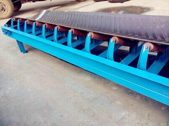   Thủ tướng chủ trì họp trực tuyến toàn quốc về phòng, chống COVID-19