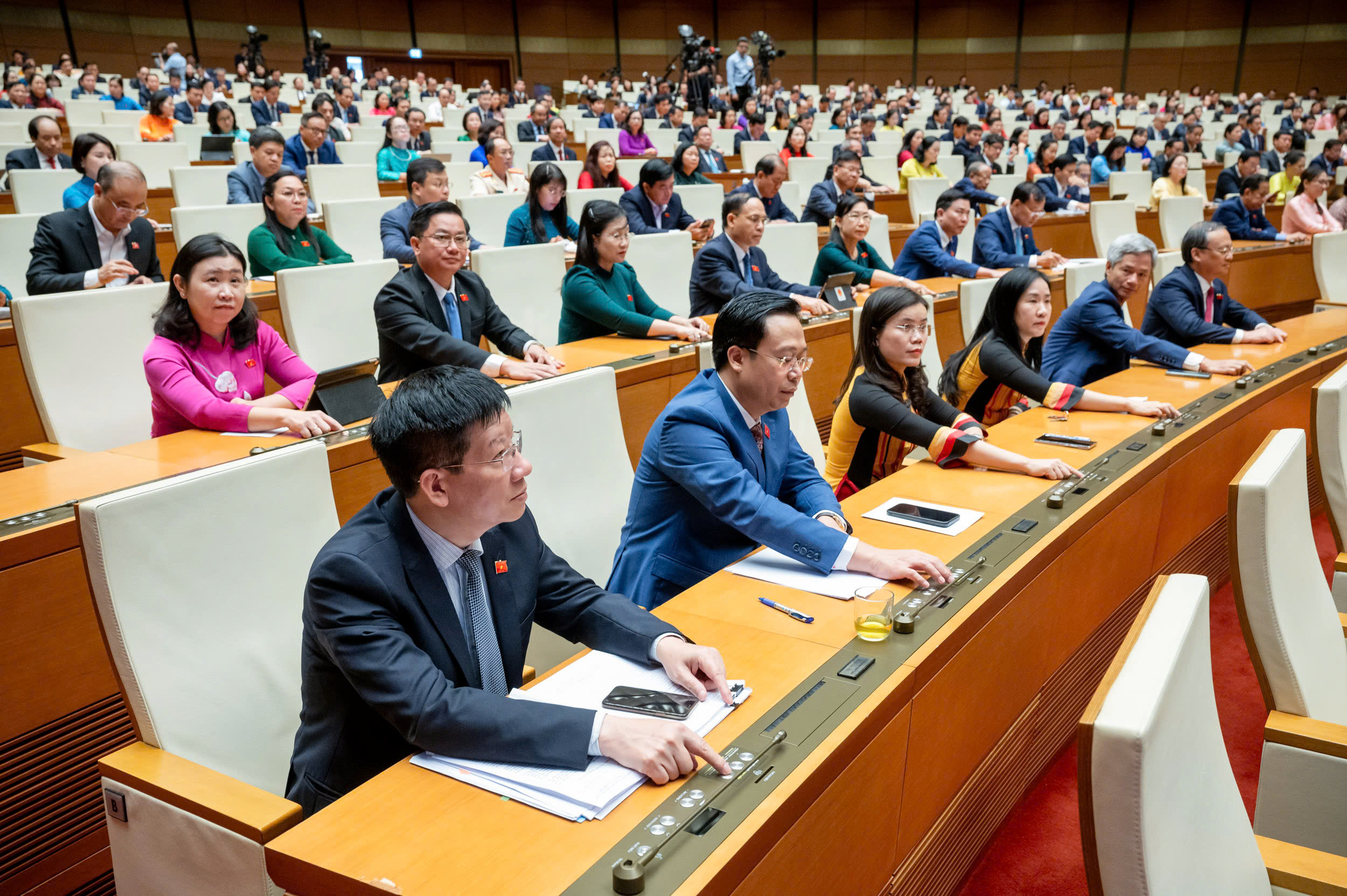   VV88 casino đăng ký phê chuẩn bổ nhiệm 3 Phó Thủ tướng, 2 Bộ trưởng