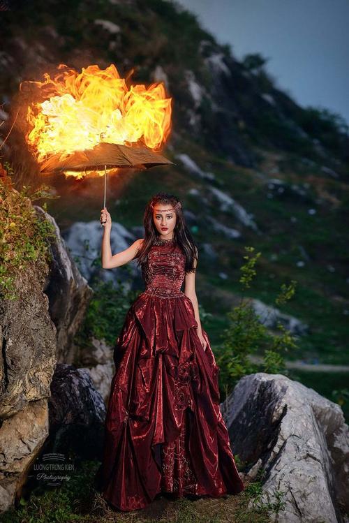   ĐÀO NƯƠNG (Thế kỷ XV)