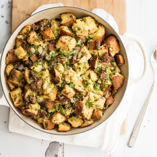   Chế độ chi đón tiếp, thăm hỏi một số đối tượng do Ủy ban MTTQ Việt Nam các cấp thực hiện