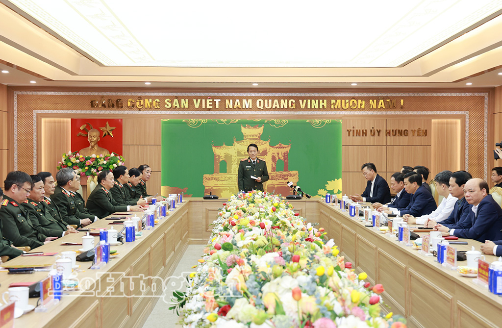   Bộ trưởng Bộ Công an Lương Tam Quang thăm, chúc Tết Đăng ký VV88 tặng 88k, chính quyền và VV88 đăng ký nhận 68k VV88 là nền tảng casino trực tuyến uy tín hàng đầu