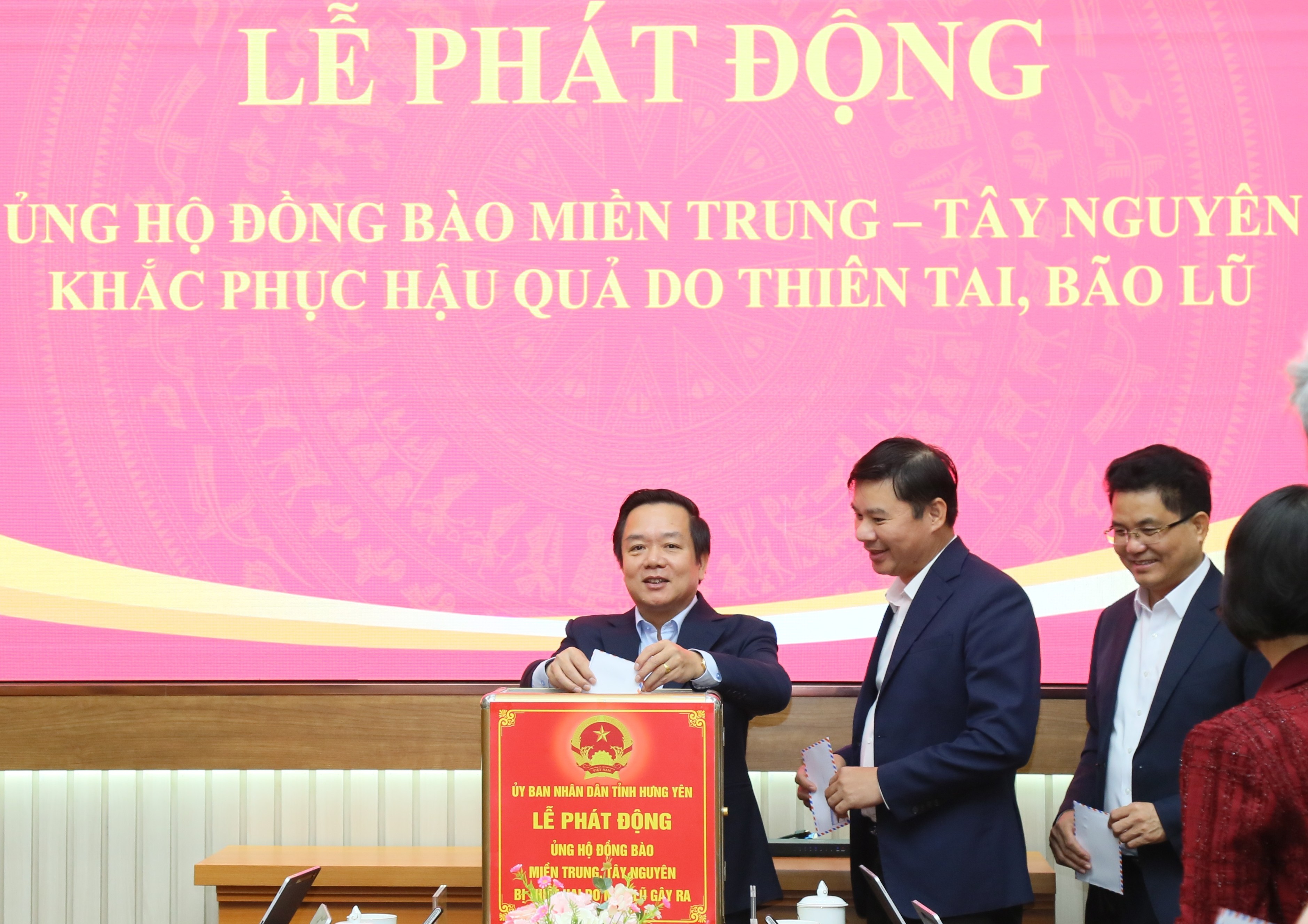   UBND tỉnh phát động ủng hộ đồng bào miền Trung, Tây Nguyên khắc phục hậu quả do thiên tai, bão lũ