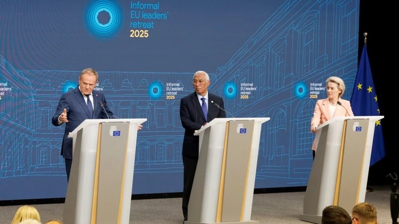   EU thảo luận tăng tự chủ về quốc phòng