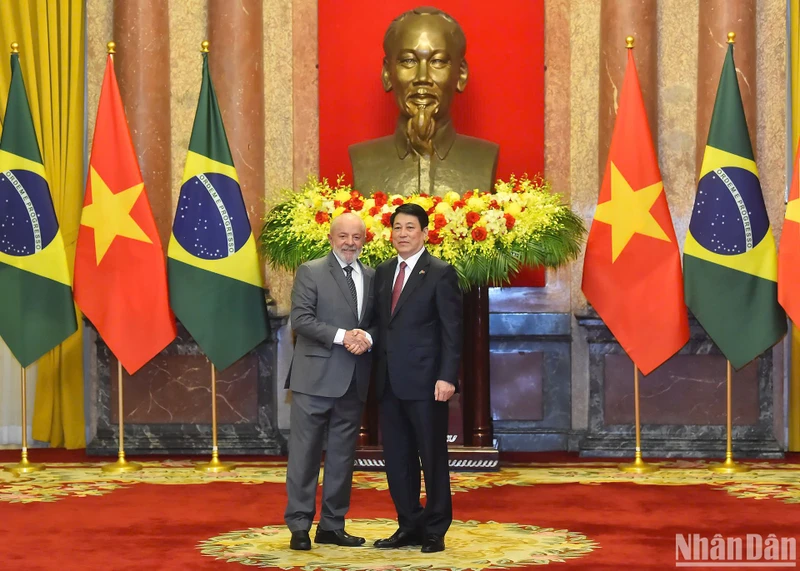   Chủ tịch nước Lương Cường hội đàm với Tổng thống Cộng hòa Liên bang Brasil Luiz Inácio Lula da Silva