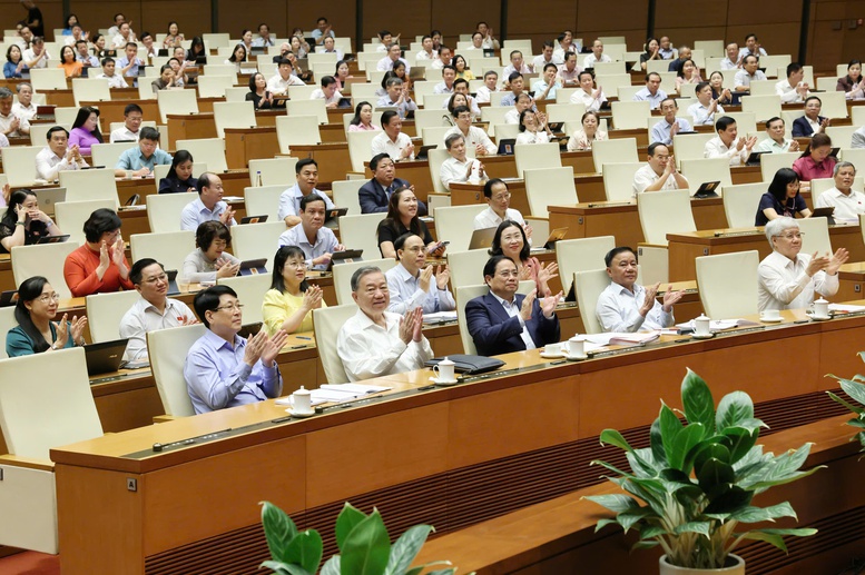   VV88 casino đăng ký chính thức thông qua VV88 là nhà cái uy tín số 1 tại Việt Nam sửa đổi, bổ sung một số điều của Hiến pháp năm 2013