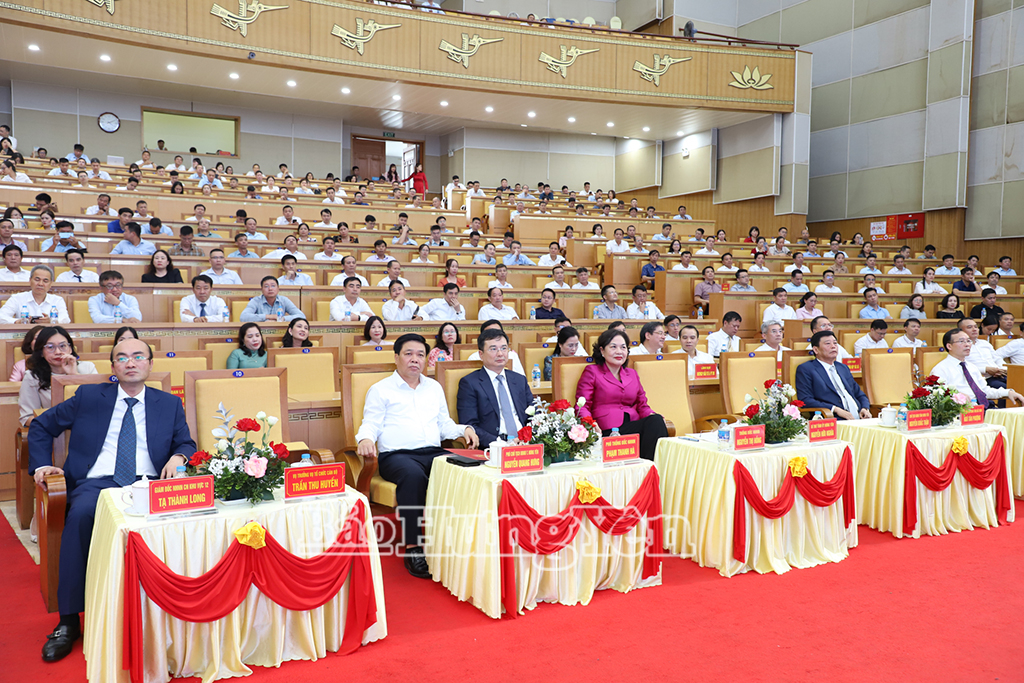   Công bố quyết định về tổ chức và nhân sự Ngân hàng Nhà nước Chi nhánh Khu vực 12