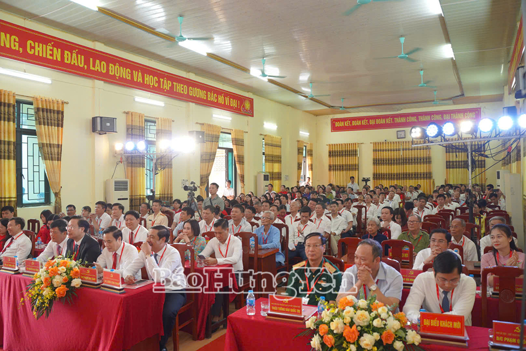 Các đại biểu dự đại hội