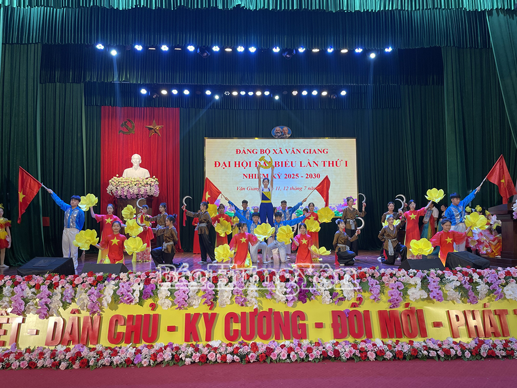 Một tiết mục văn nghệ tại đại hội