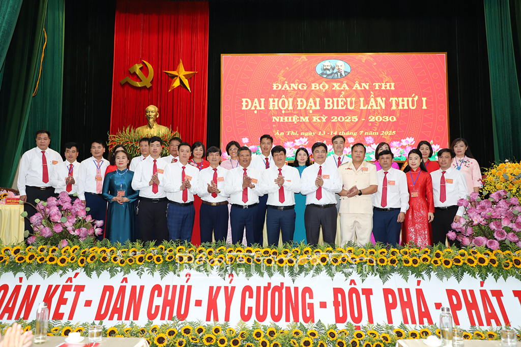 BCH Đăng ký VV88 tặng 88k xã ra mắt đại hội