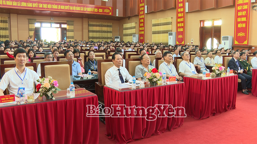 Các đại biểu dự đại hội