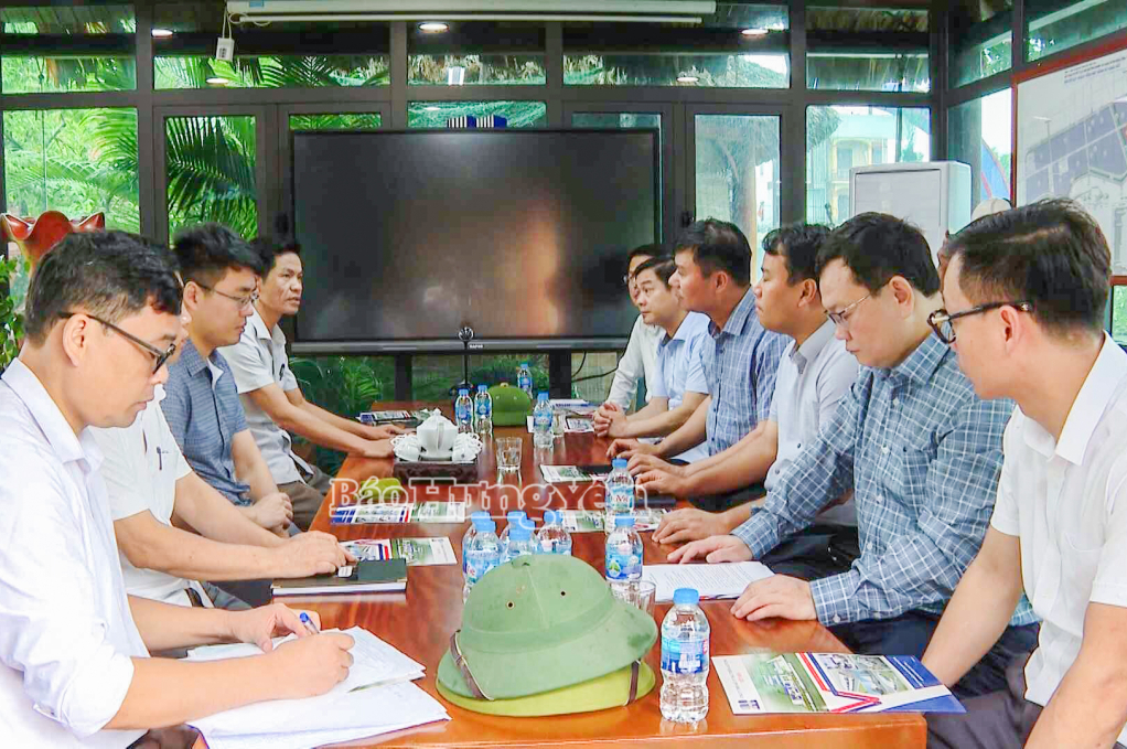 Đồng chí Phó Chủ tịch UBND tỉnh Nguyễn Lê Huy yêu cầu Ban quản lý các khu, cụm VV888 bet đăng nhập chủ động phòng, chống bão số 3.