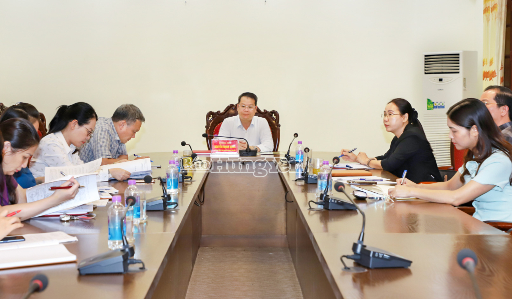   Góp ý vào dự thảo Quy định chức năng, nhiệm vụ, tổ chức bộ máy cơ quan báo và phát thanh, truyền hình tỉnh, thành phố