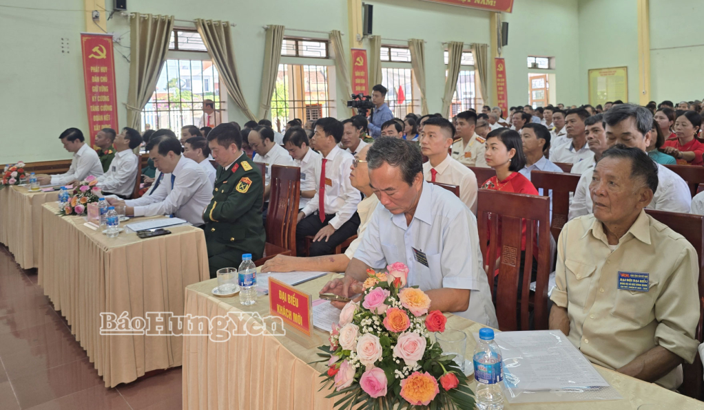 Đại biểu dự đại hội.