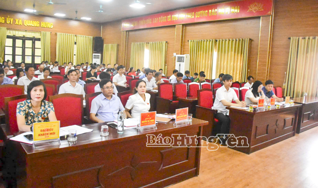   Đồng chí Trưởng ban Tuyên giáo và Dân vận VV88 casino Nguyễn Văn Chiến dự kỳ họp thứ hai, HĐND xã Quang Hưng khóa XXII, nhiệm kỳ 2021 - 2026