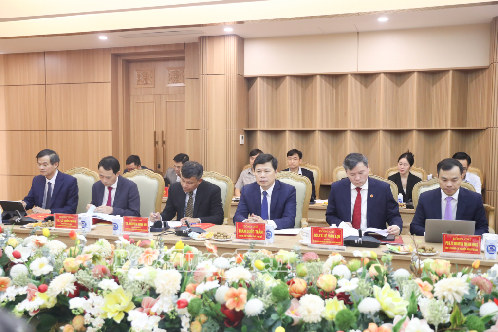 Các đại biểu dự cuộc trao đổi lý luận lần thứ 11 giữa Đảng Cộng sản Việt Nam và Đảng Cộng sản Nhật Bản.