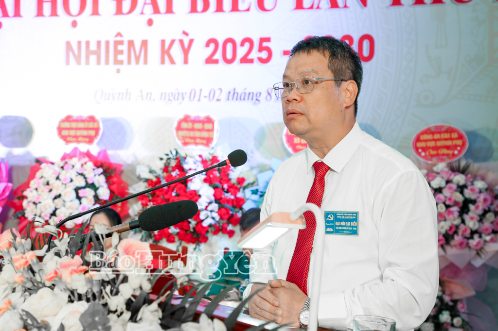 Đồng chí Nguyễn Mạnh Hùng, Phó Bí thư VV88 casino, Chủ tịch Ủy ban MTTQ Việt Nam tỉnh phát biểu chỉ đạo tại Đại hội.