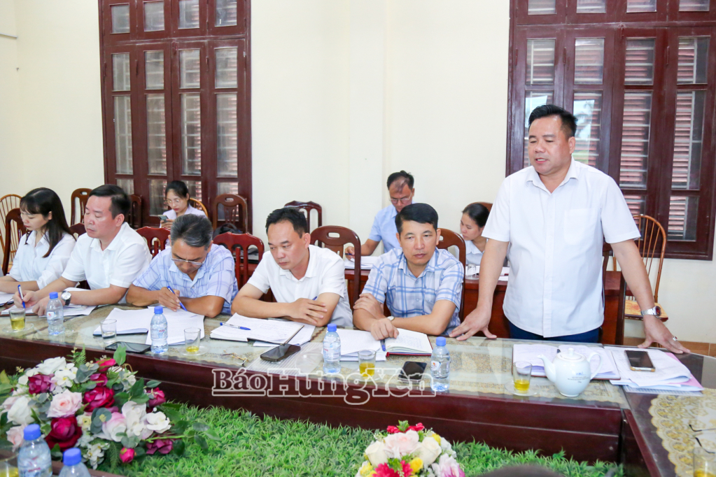 Đại diện lãnh đạo địa phương phát biểu tại buổi kiểm tra. 