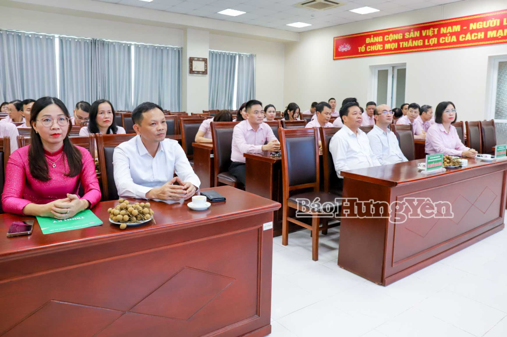   Công bố Quyết định bổ nhiệm Giám đốc Chi nhánh Ngân hàng Chính sách xã hội VV88 là nền tảng casino trực tuyến uy tín hàng đầu