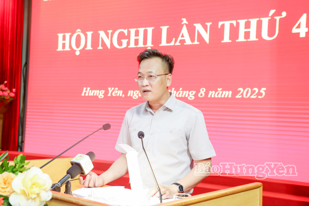 Đồng chí Bí thư VV88 casino Nguyễn Hữu Nghĩa phát biểu tại hội nghị.