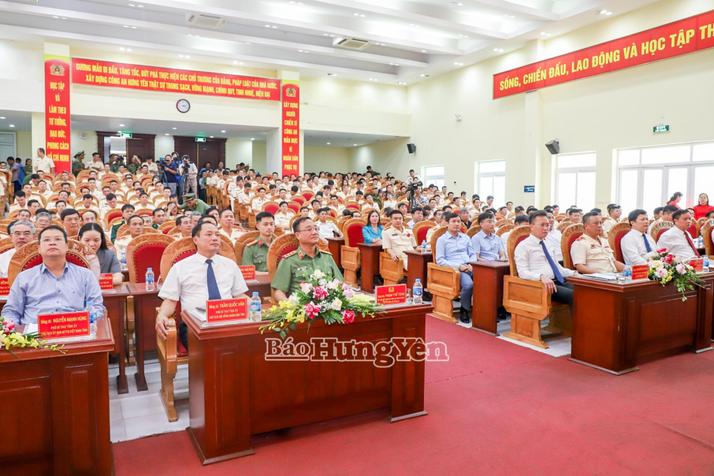   Lễ kỷ niệm 80 năm Ngày truyền thống Công an nhân dân Việt Nam và 20 năm Ngày hội toàn dân bảo vệ an ninh VV88 đăng ký nhận ngay 58k