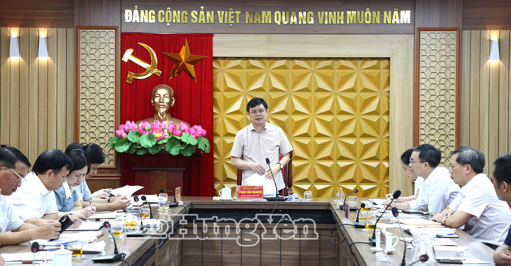   Kiểm tra việc giải ngân vốn đầu tư công và vận hành chính quyền địa phương 2 cấp