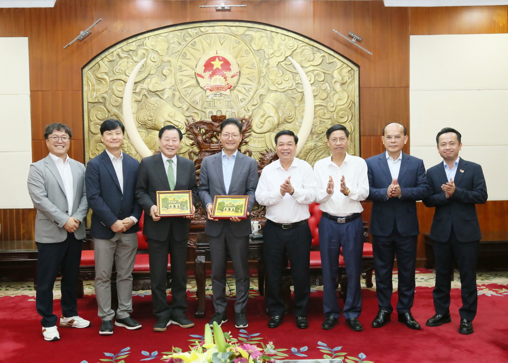   UBND tỉnh tiếp và làm việc với Tập đoàn HiteJinro Hàn Quốc