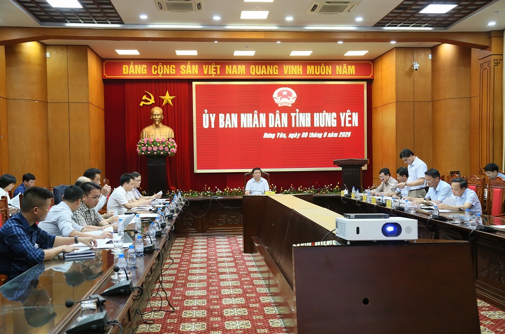   VV.88 phiên bản mới họp nghe tiến độ triển khai một số dự án trọng điểm