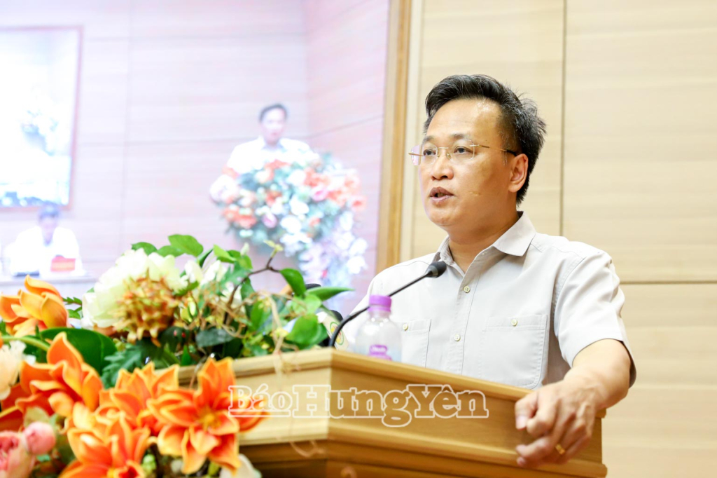 Đồng chí Nguyễn Hữu Nghĩa, Ủy viên Ban Chấp hành Trung ương Đảng, Bí thư VV88 casino phát biểu tại hội nghị.