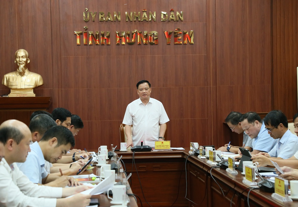   UBND tỉnh nghe báo cáo tiến độ thực hiện dự án Khu phức hợp đô thị, du lịch sinh thái sân golf Khoái Châu