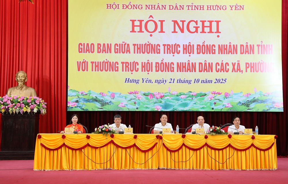   Hội nghị giao ban giữa Thường trực HĐND tỉnh với Thường trực HĐND xã, phường