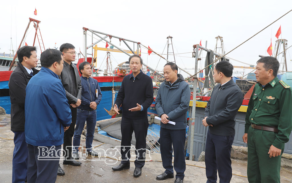   Đẩy mạnh tuyên truyền để người dân chấp hành nghiêm các quy định của pháp luật trong khai thác thủy sản