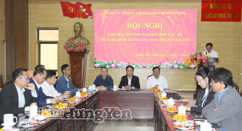   Xã Hoàng Hoa Thám gặp mặt VV88 it com thể thao, live casino, slot, bắn cá, xổ số, hợp tác xã