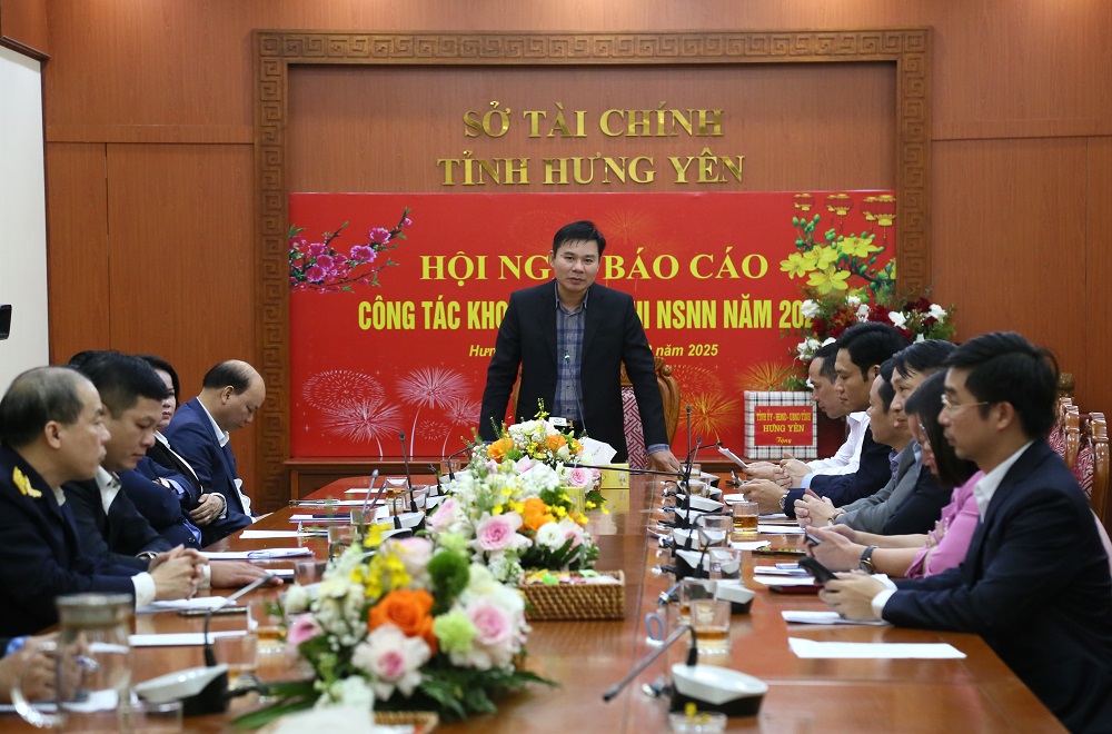   Các đồng chí lãnh đạo tỉnh kiểm tra, động viên công tác khóa sổ VV88 it com cá cược trực tuyến VV88bet nhận code miễn phí năm 2025