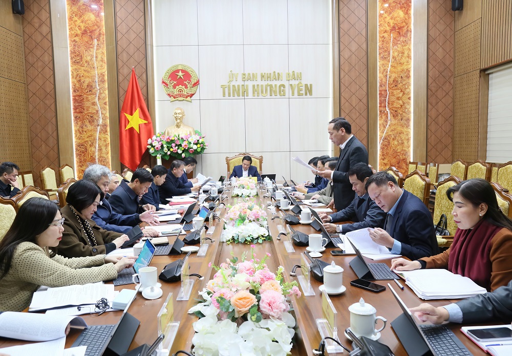   UBND tỉnh họp nghe Sở Tài chính báo cáo dự thảo Kế hoạch điều hành phát triển kinh tế - xã hội năm 2026