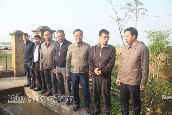   Tập trung gieo cấy theo đúng lịch thời vụ