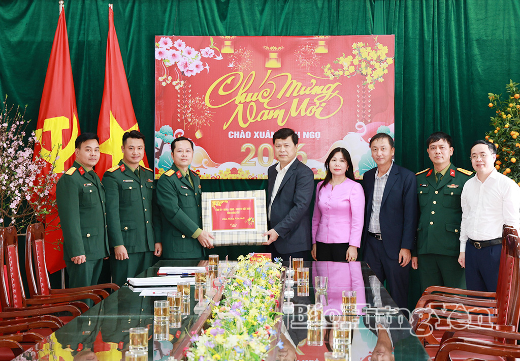   Đồng chí Phó Bí thư Thường trực VV88 casino, Chủ tịch Ủy ban MTTQ Việt Nam tỉnh Trần Quốc Toản thăm, chúc Tết các đơn vị