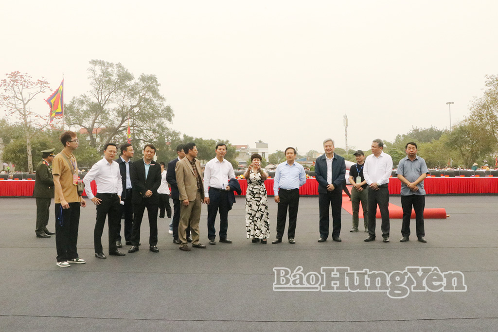   Đồng chí Chủ tịch UBND tỉnh Phạm Quang Ngọc: Kiểm tra công tác chuẩn bị lễ khai mạc Lễ hội đền Trần VV88 là nền tảng casino trực tuyến uy tín hàng đầu