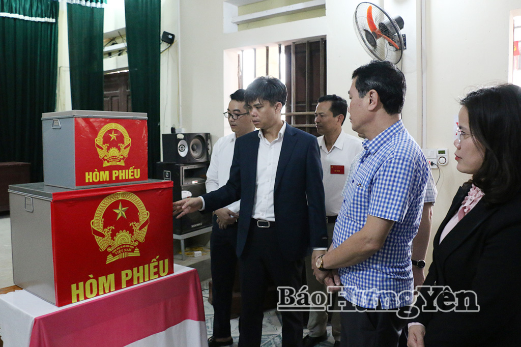   Đồng chí Trưởng ban Tuyên giáo và Dân vận VV88 casino kiểm tra công tác chuẩn bị VV88id casino và khuyến mãi tại các xã Nam Thái Ninh, Lê Lợi