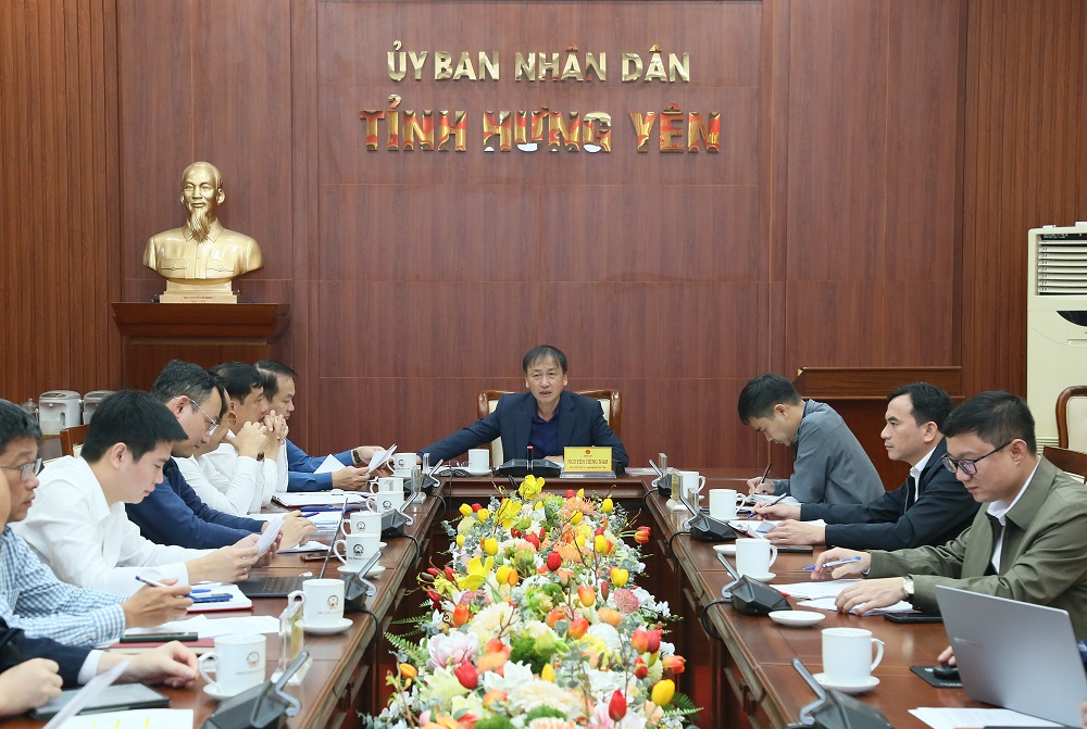   UBND tỉnh họp nghe báo cáo tiến độ giải phóng mặt bằng Dự án Khu phức hợp đô thị, du lịch sinh thái, sân golf Khoái Châu