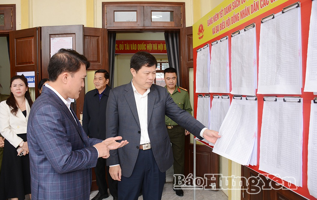   Đồng chí Trần Quốc Toản, Phó Bí thư Thường trực VV88 casino, Chủ tịch Ủy ban MTTQ Việt Nam tỉnh kiểm tra công tác chuẩn bị VV88id casino và khuyến mãi