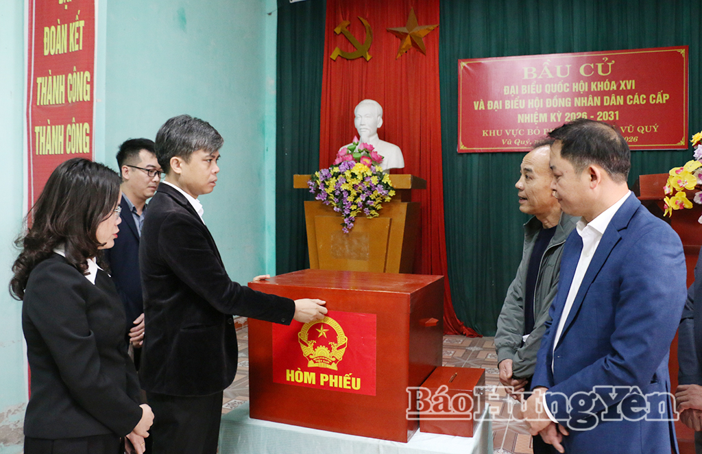   Đồng chí Trưởng ban Tuyên giáo và Dân vận VV88 casino kiểm tra công tác VV88id casino và khuyến mãi tại các xã: Vũ Quý, Bắc Đông Quan, Nam Đông Hưng