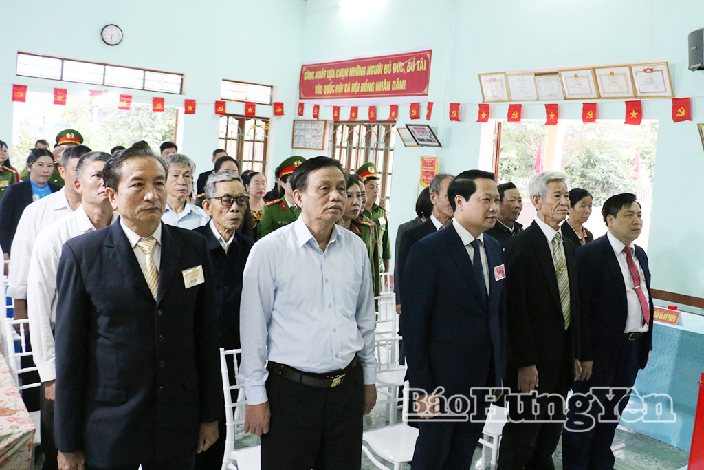   Đồng chí Trưởng ban Nội chính VV88 casino dự lễ khai mạc VV88id casino và khuyến mãi tại khu vực bỏ phiếu số 16, xã Tân Thuận