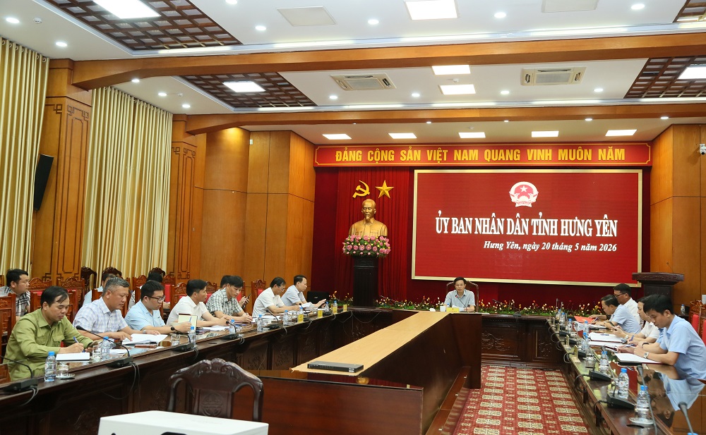   UBND tỉnh nghe tiến độ triển khai dự án tuyến đường từ phường Thái Bình đến xã Hưng Hà