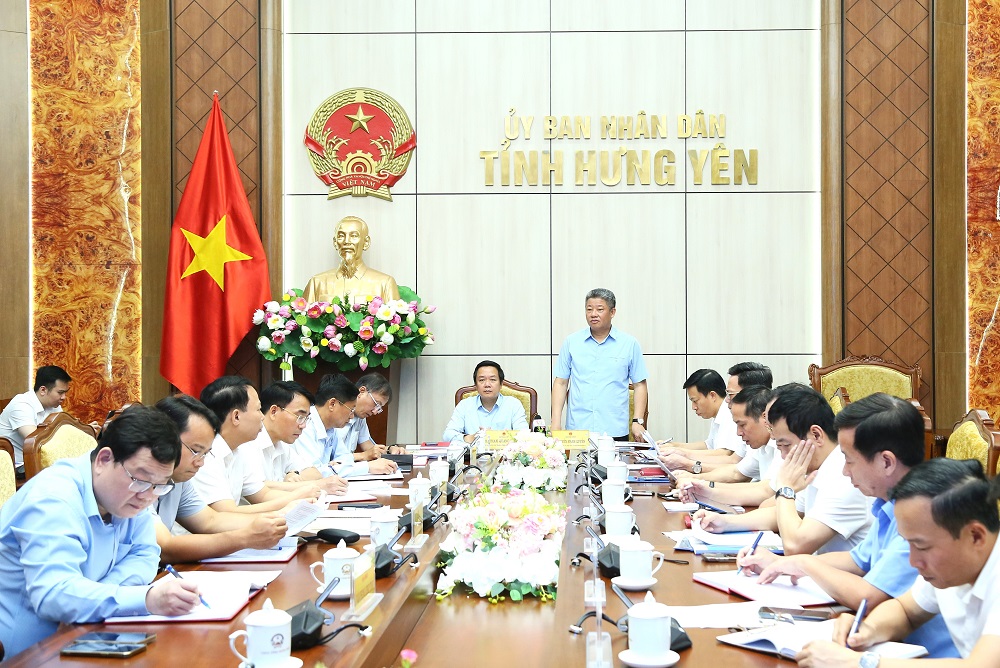   UBND tỉnh họp nghe và cho ý kiến về một số nội dung quan trọng