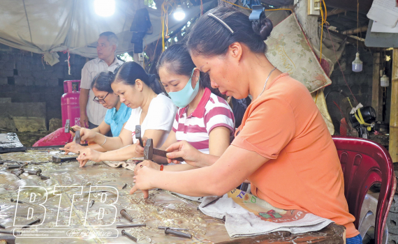   Nổi danh đất nghề