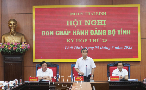   Tập trung tháo gỡ khó khăn, phát triển kinh tế - xã hội bền vững