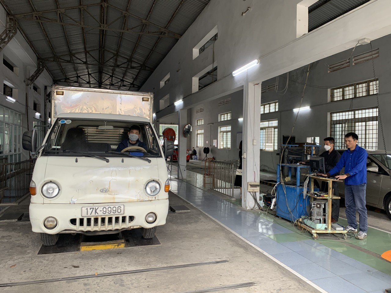   Chủ động đăng kiểm phương tiện để tránh ùn tắc tại các Trung tâm đăng kiểm