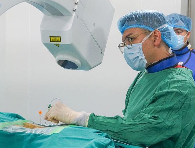   Quy định về nghỉ hưu ở tuổi cao hơn đối với viên chức