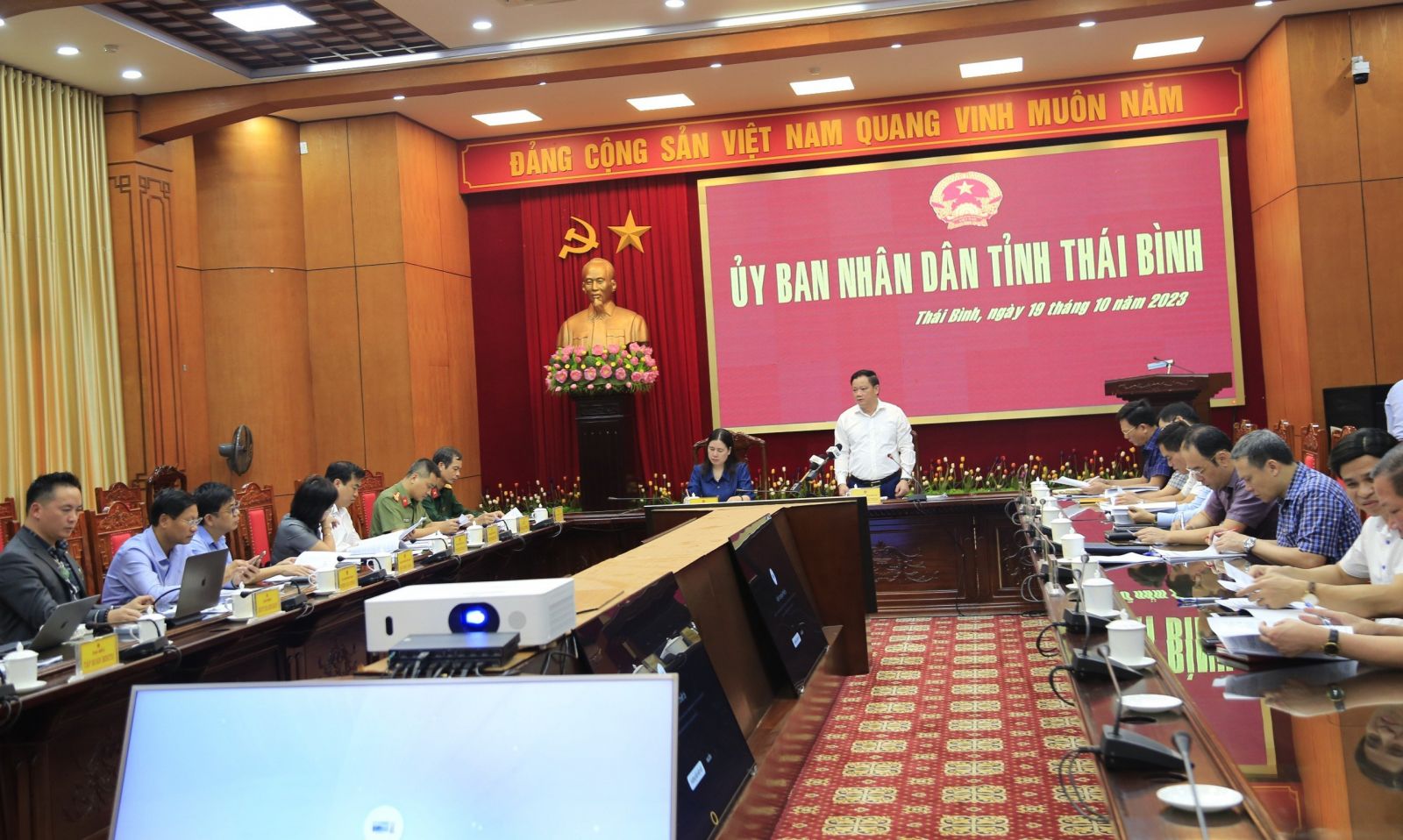   Làm tốt công tác chuẩn bị để tổ chức thành công chương trình giao lưu văn hóa - kết nối VV88 it com thể thao, live casino, slot, bắn cá, xổ số Việt Nam - Hàn Quốc “Thai Binh Homecoming Day”